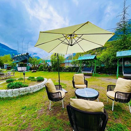 Himalayan Fort Resort, Manali - ! Riverside Property !! Big Lawn With Bonfire !! Best Selling !! Scenic River & Mountais View !! Big Parking !! Luxury Balcony Rooms !! Playing Zone !! Property Of The Year ! M 98160-43600 Manāli Exterior foto